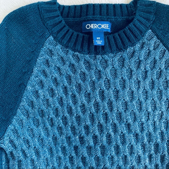 Boys Crew Neck Cable Knit Pullover Sweater - Picture 2 of 4